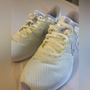 Women’s Downshifter Nike shoes